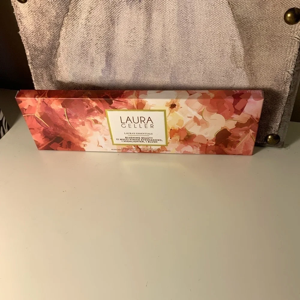 Laura Geller Blushing Beauty Palette - Multi-Color Shades